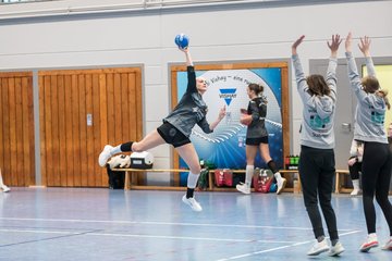 Bild 237 - wBJ HSG Kremperheide/Muensterdorf - HSG Marne/Brunsbuettel : Ergebnis: 34:17